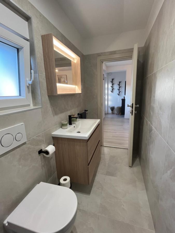 Apartment A & N With Free Private Parking