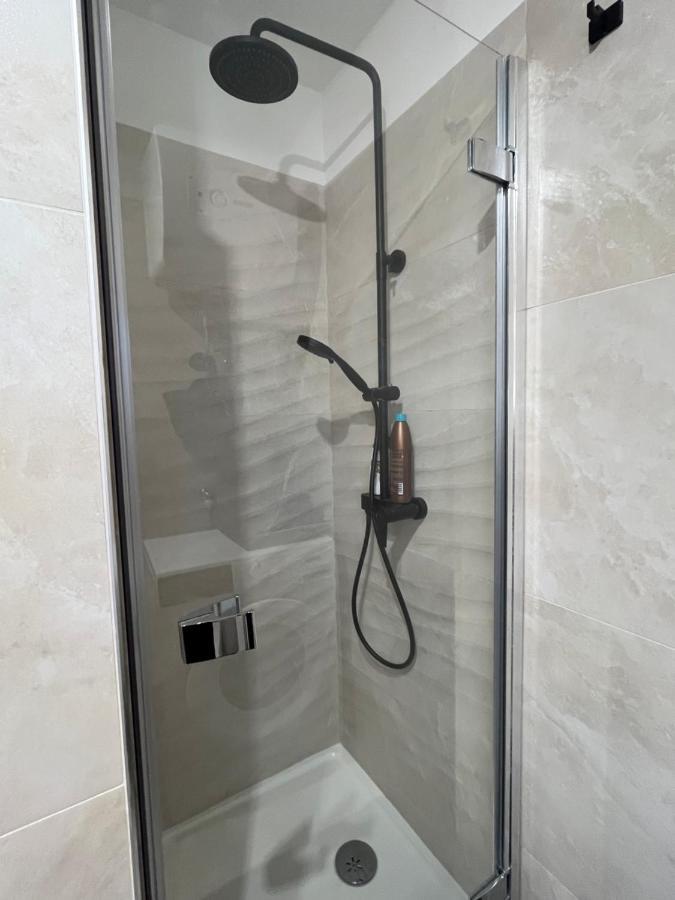 Apartment A & N With Free Private Parking *