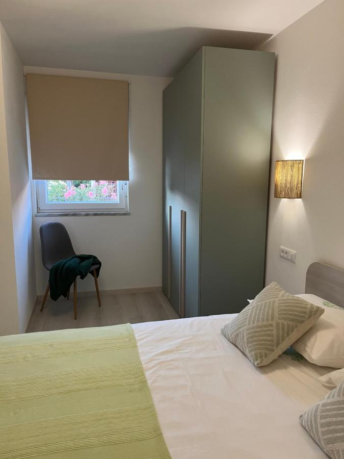 A & N With Free Private Parking Apartment Pula